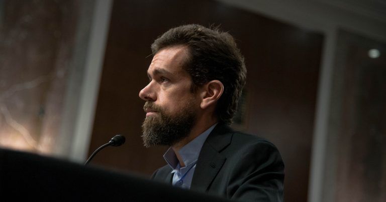 Twitter's Board signs agreement to sell and merge into Elon Musk's X Holdings I.- Jack Dorsey trusts Musk as best choice for Twitter's future despite "it doesn't want to be a company". Musk to divest Twitter if shareholders do not approve the sale and merger plan