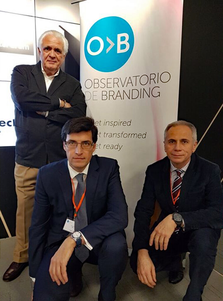 Pedro Aguilar y otros en el Observatorio del Marketing 2017
