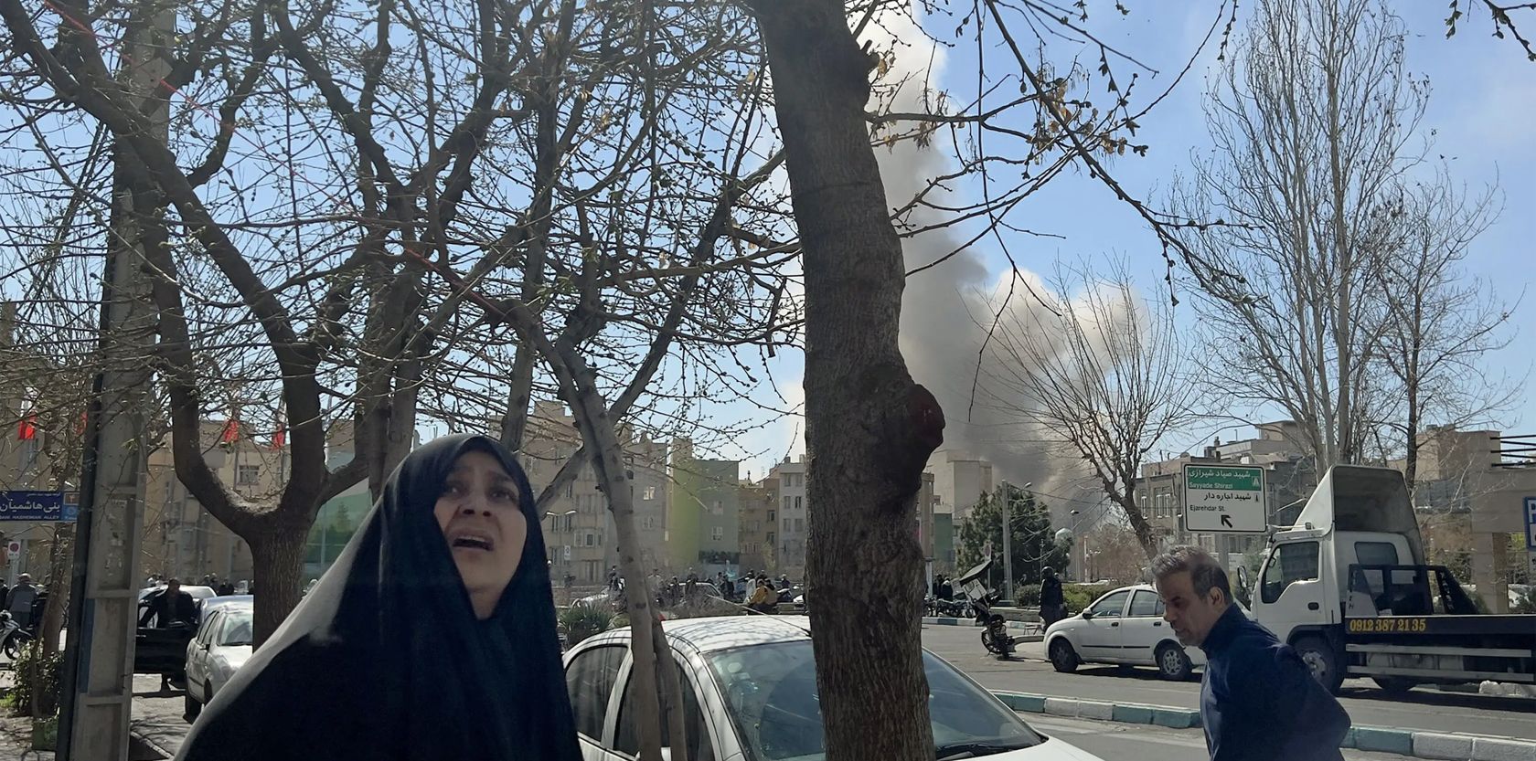 cabecera foto bombardeos sobre Teheran_6 de marzo de 2026_Avash Media_wikimedia