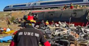 Al menos 64 muertos y más de 100 heridos por el choque de trenes de alta velocidad en Toledo: Caída del ya obsoleto LZB unida a la errónea gestión humana del problema posible causa del accidente Al menos 64 muertos y más de 100 heridos por el choque de trenes de alta velocidad en Toledo: Caída del ya obsoleto LZB unida a la errónea gestión humana del problema posible causa del accidente